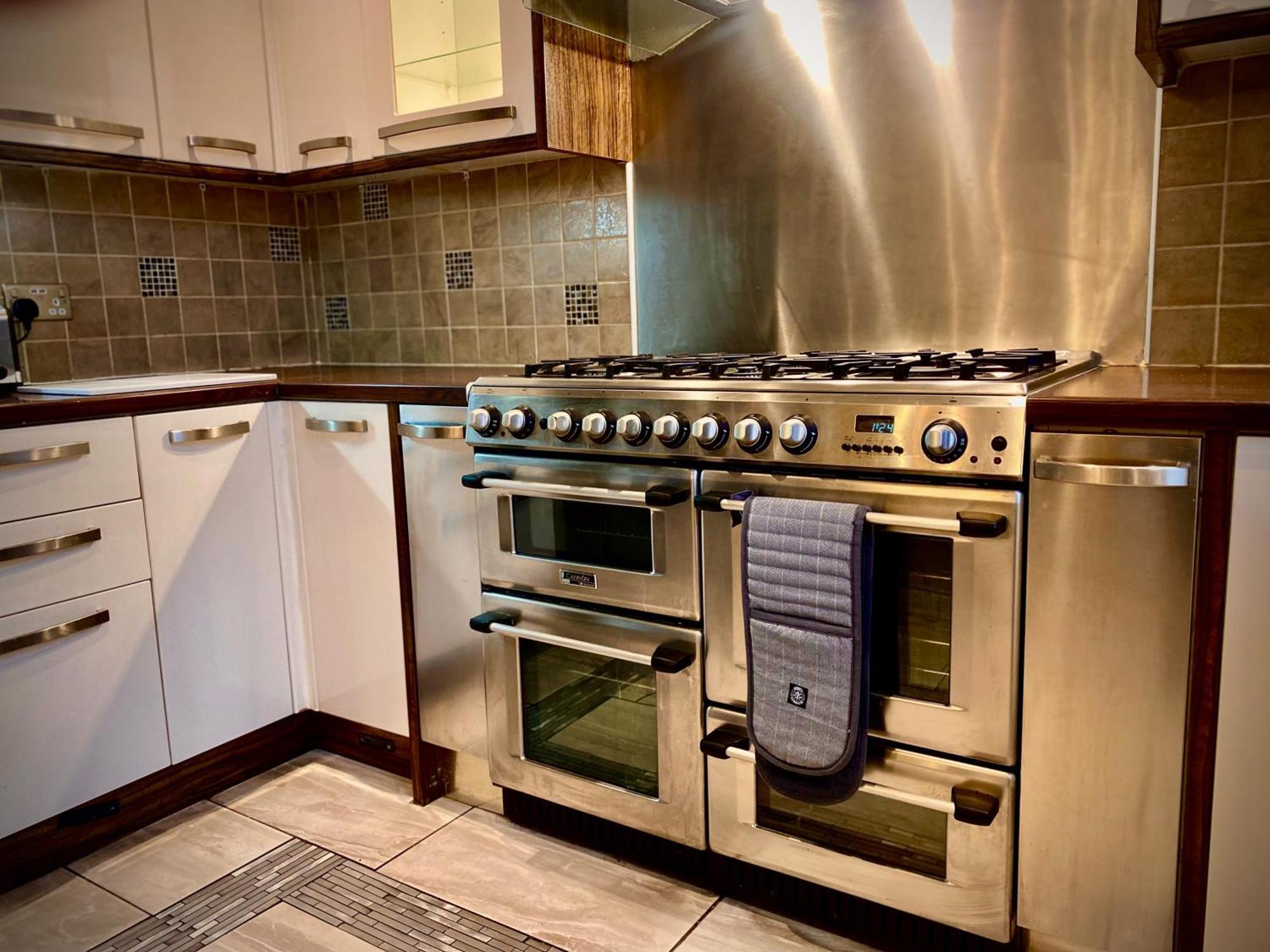 Sleeps10-Parking-Garden-Hottub-Petfriendly Villa Blackpool Exteriör bild
